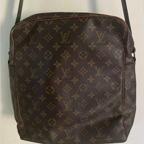 Louis Vuitton Brown Monogram Messenger Bag - Picture 8 of 10